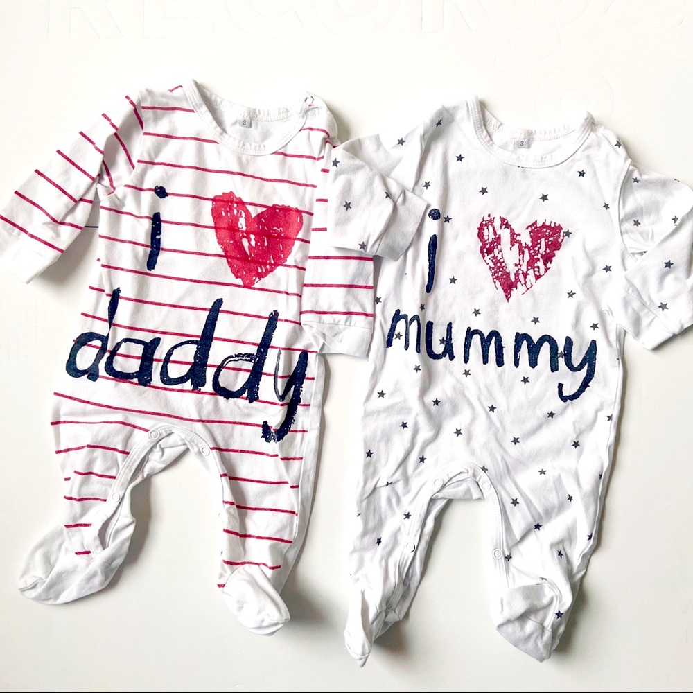 I ♥︎ Daddy & Mummy footed baby pajamas, 3 mos